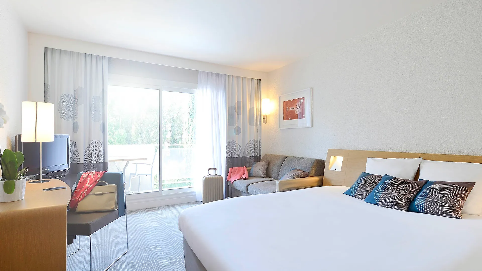 Novotel Avignon Nord Hotel