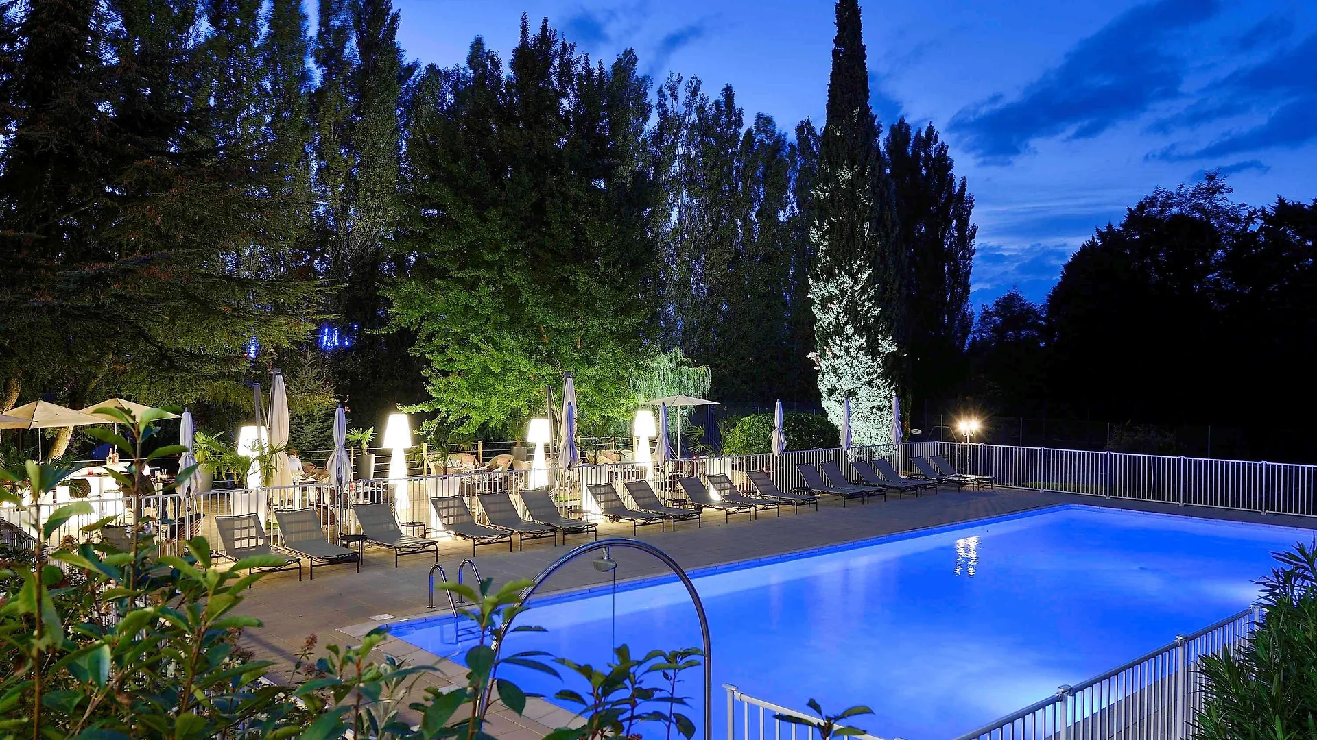 Novotel Avignon Nord Hotel