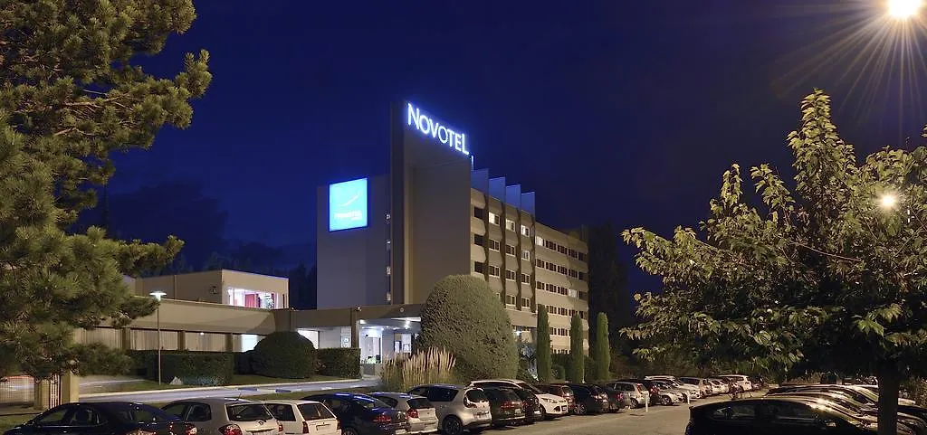 Novotel Avignon Nord Hotel