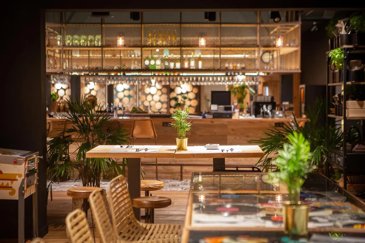 Novotel Avignon Nord